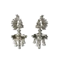 Samai Pair